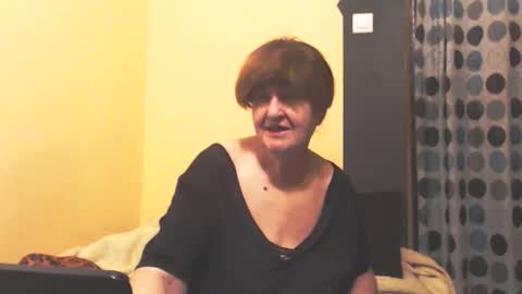 WildRedCat online show from April 23, 7:16 pm