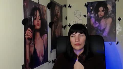 Snapshot of wildsoul8 chatting on May 27, 5:04 am Rosalinda online show from May 27, 5:04 am