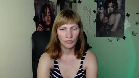 Snapshot of wildsoul8 chatting on June 24, 12:26 pm Rosalinda online show from June 24, 12:26 pm