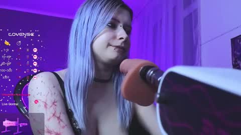 Your virtual girlfriend online show from February 21, 6:15 pm