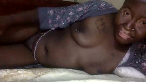 Willa Sara online show from February 20, 9:15 pm