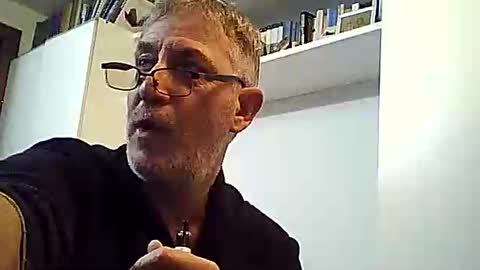 Willfire71 online show from December 5, 6:43 am