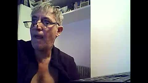 Willfire71 online show from December 25, 12:37 am