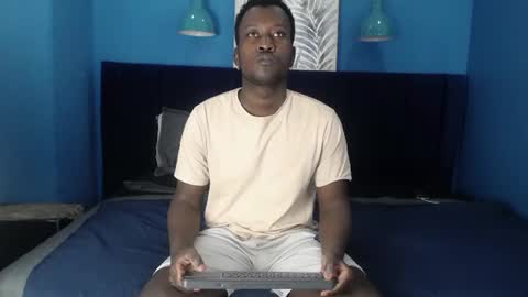 Snapshot of william_bennett chatting on June 22, 12:13 pm william_bennett online show from June 22, 12:13 pm