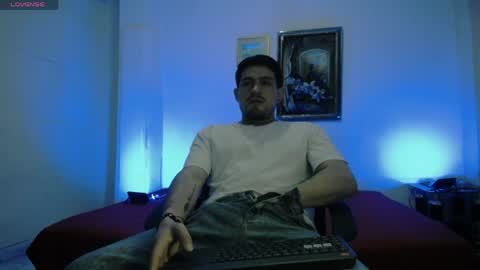 William Steel online show from April 17, 11:46 am