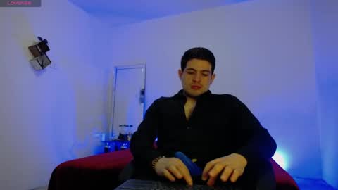 William Steel online show from April 22, 11:45 am