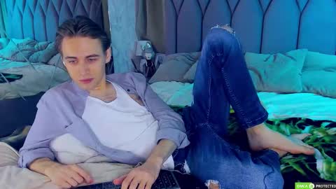 Snapshot of williamdyson chatting on November 5, 3:06 am William online show from November 5, 3:06 am