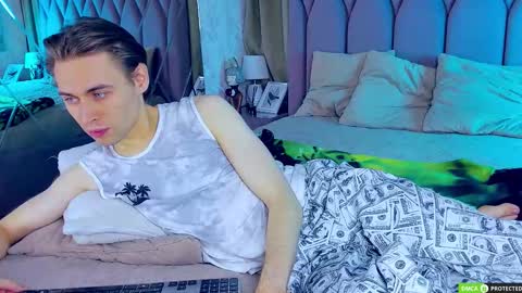 Snapshot of williamdyson chatting on November 17, 3:23 am William online show from November 17, 3:23 am