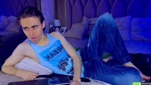 Snapshot of williamdyson chatting on November 25, 3:06 am William online show from November 25, 3:06 am