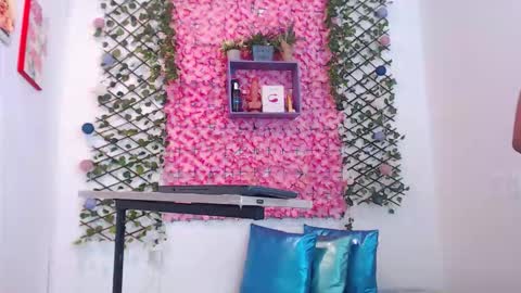 willians__ online show from October 22, 4:46 am