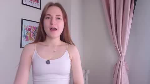 Snapshot of williapabey chatting on June 25, 1:38 am Sarah online show from June 25, 1:38 am