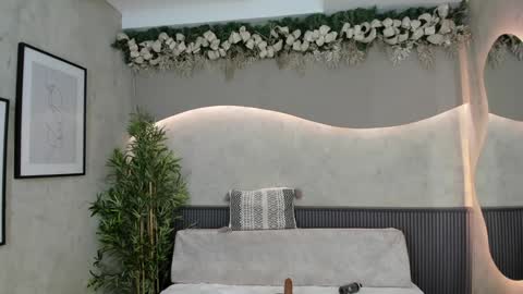 Ms Willow online show from December 27, 5:59 pm