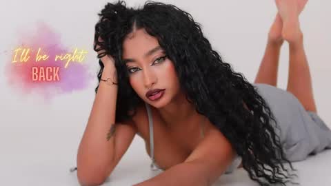 Snapshot of willow_hendrix chatting on May 23, 11:14 am Ms Willow online show from May 23, 11:14 am