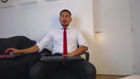 Snapshot of willsandler1 chatting on July 13, 7:38 pm Will Sandler online show from July 13, 7:38 pm