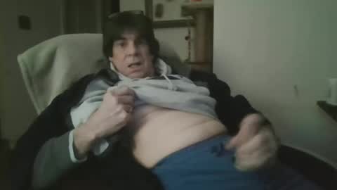 Snapshot of willtie26 chatting on January 7, 4:39 am willtie26 online show from January 7, 4:39 am