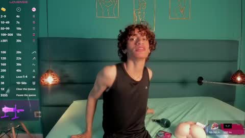 willturneer online show from April 21, 4:30 am