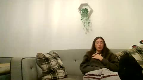 willy_est_95 online show from November 24, 2:00 am