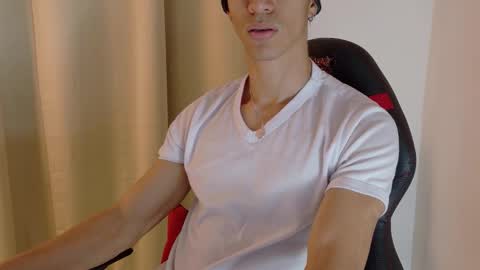 willy_veins online show from October 20, 11:10 am
