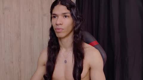 willy_veins online show from March 24, 10:53 am