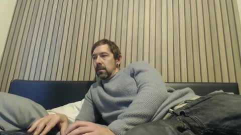 willybewildstone online show from September 20, 12:28 pm