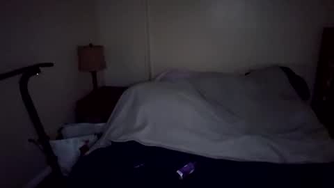 willynn83 online show from April 19, 4:56 am