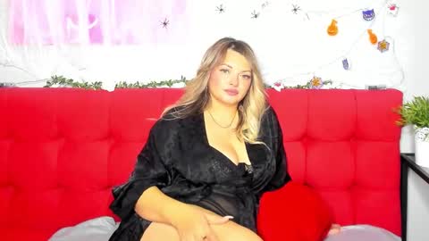 Snapshot of wilmasanders chatting on October 23, 1:27 am wilmasanders online show from October 23, 1:27 am