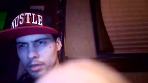 Snapshot of wilsond9479 chatting on December 16, 4:39 am wilsond9479 online show from December 16, 4:39 am