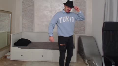 WilsonJules online show from January 4, 2:04 pm