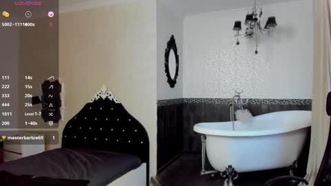 WilsonJules online show from October 14, 5:08 am