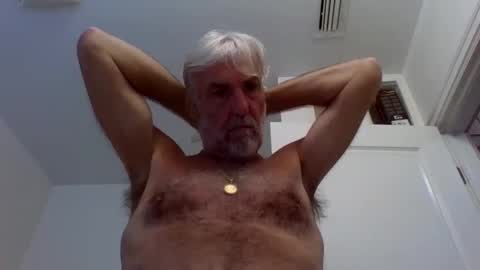 Snapshot of wineman2020 chatting on November 25, 3:56 pm Charlie online show from November 25, 3:56 pm