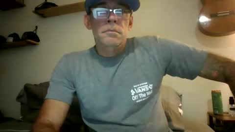 wingnutt765733 online show from October 25, 5:26 am