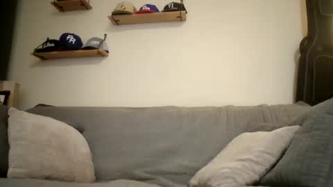 wingnutt765733 online show from February 3, 2:10 am