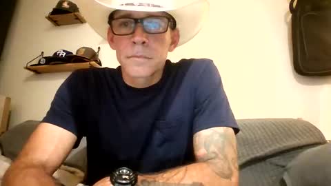 wingnutt765733 online show from March 4, 4:51 am