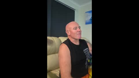 Snapshot of winkipop2204 chatting on June 1, 12:18 pm winkipop2204 online show from June 1, 12:18 pm