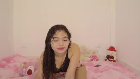  Winnifer Gonzalez  online show from July 2, 3:23 am