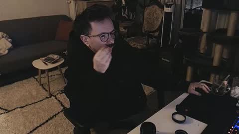 Snapshot of winnydepooh chatting on November 25, 4:34 am cream36 online show from November 25, 4:34 am