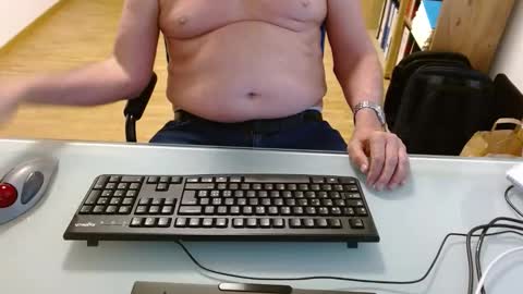 Snapshot of winterfreund99 chatting on May 24, 2:00 pm winterfreund99 online show from May 24, 2:00 pm