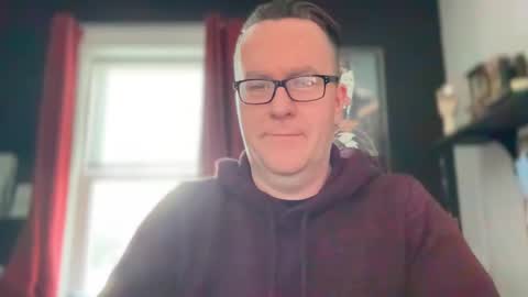 wintyr online show from February 7, 9:15 pm