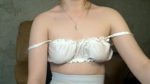 Snapshot of wira_witch chatting on October 9, 12:03 pm wira_witch online show from October 9, 12:03 pm