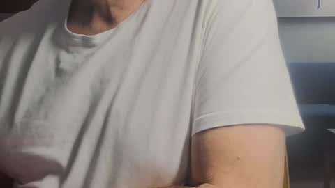 Snapshot of wisanonymousman chatting on February 20, 3:56 am Wisa Randy online show from February 20, 3:56 am