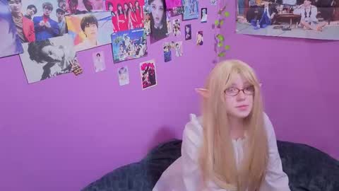 Lina online show from March 10, 5:51 pm