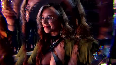 Snapshot of witch_fiona chatting on October 9, 7:56 pm Goddess of two strapons - Mr. long Don Mr. Pinky online show from October 9, 7:56 pm