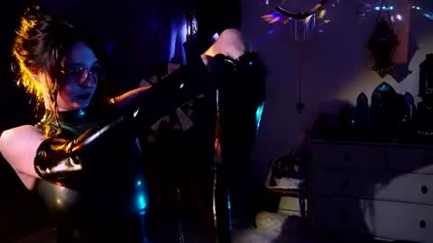 Snapshot of witch_fiona chatting on July 12, 8:00 pm Goddess of two strapons - Mr. long Don Mr. Pinky online show from July 12, 8:00 pm