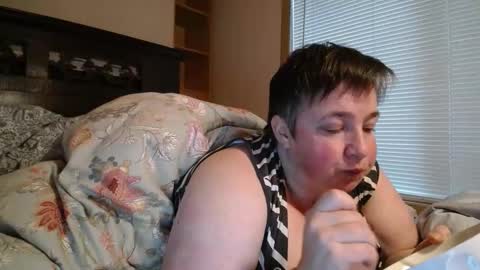 Annie online show from December 18, 10:27 pm