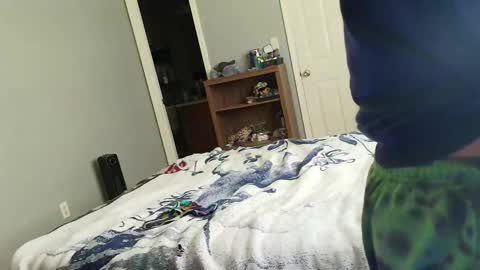 witchbitchmommy online show from April 10, 7:07 pm