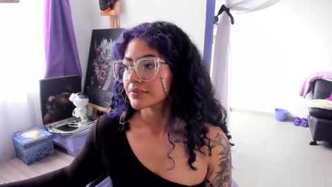     Luna Violeta  A r t i s t  online show from September 9, 8:08 pm