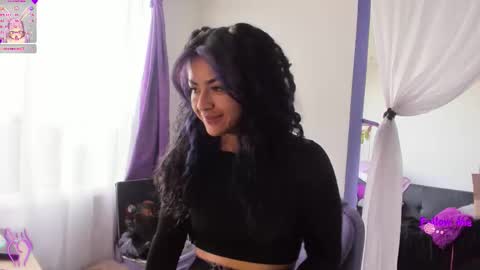     Luna Violeta  A r t i s t  online show from September 14, 12:59 pm