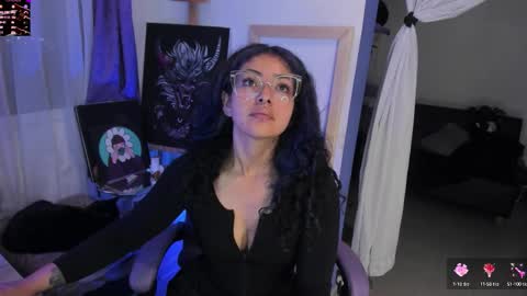     Luna Violeta  A r t i s t  online show from September 20, 2:01 am