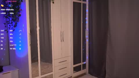 Snapshot of with_my_bae chatting on October 14, 7:47 pm Hollis online show from October 14, 7:47 pm