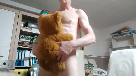 wittzel online show from March 28, 1:22 pm